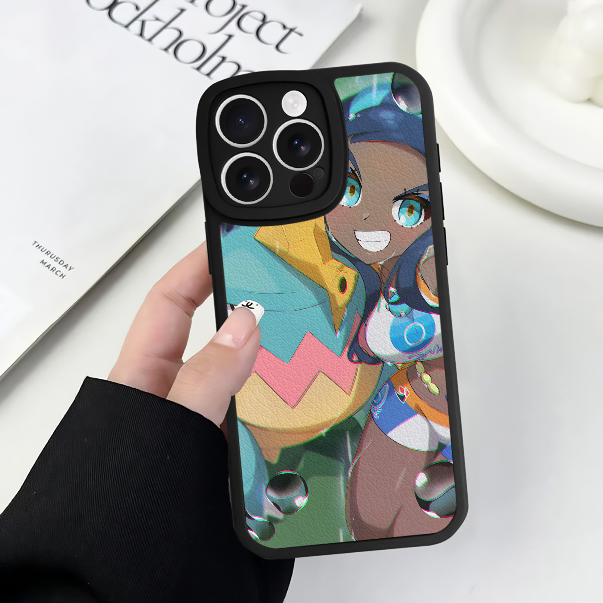 （画像用） ポケットモンスター Pokémon 【iPhone 16シリーズ対応】シリコンスマホケース（レザー調） 材質：シリコン